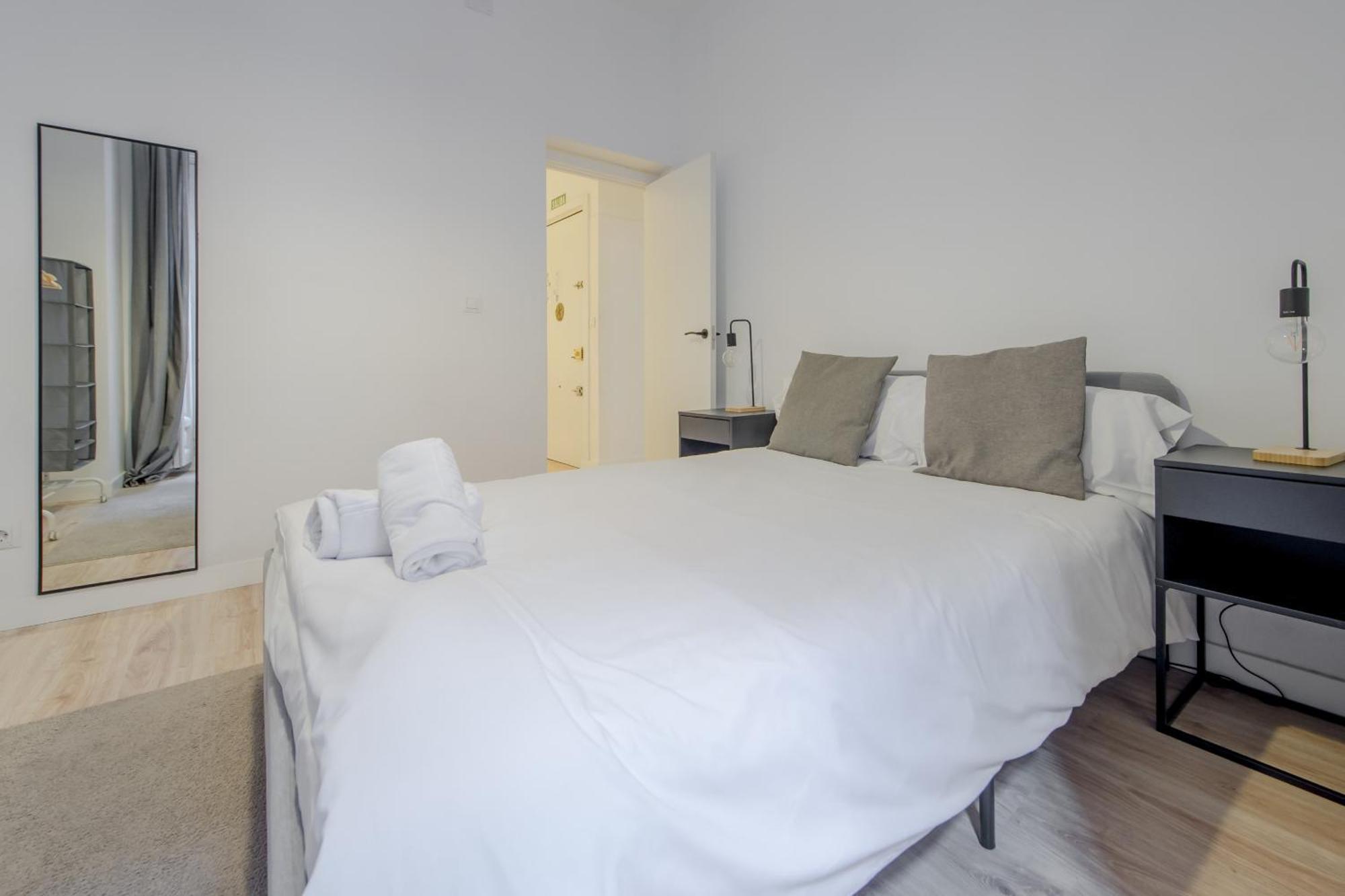 Premium Apt Para 9Pax En Calle Olmo - Centro De Madrid E1 Εξωτερικό φωτογραφία